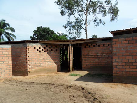 "cortile interno della scuola materna", Kikwit